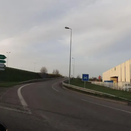 Nid Perche En Triplex - Centre - Wi-fi Haguenau