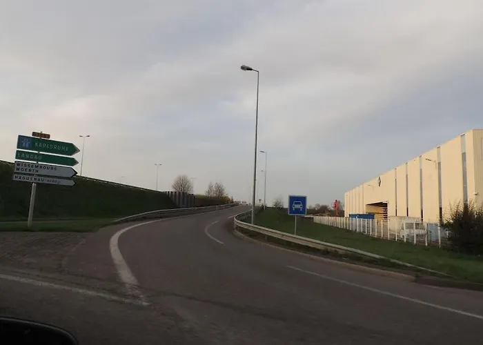 Nid Perche En Triplex - Centre - Wi-fi Hagenau